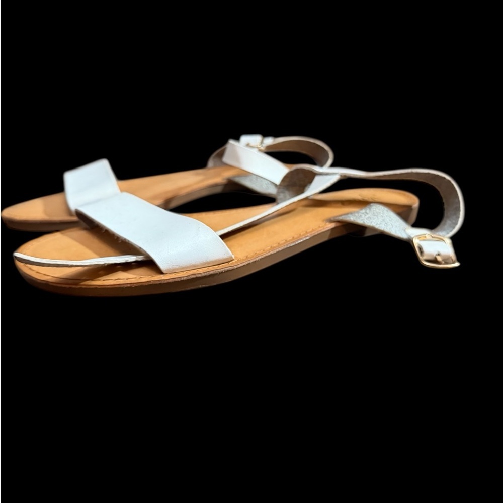 Nine West Cream and Tan Sandals - Picture 3 of 7